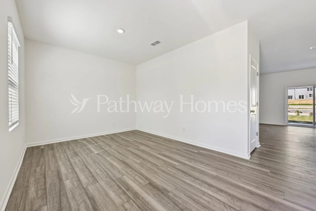 Photo - 12721 Haymarket Rd
