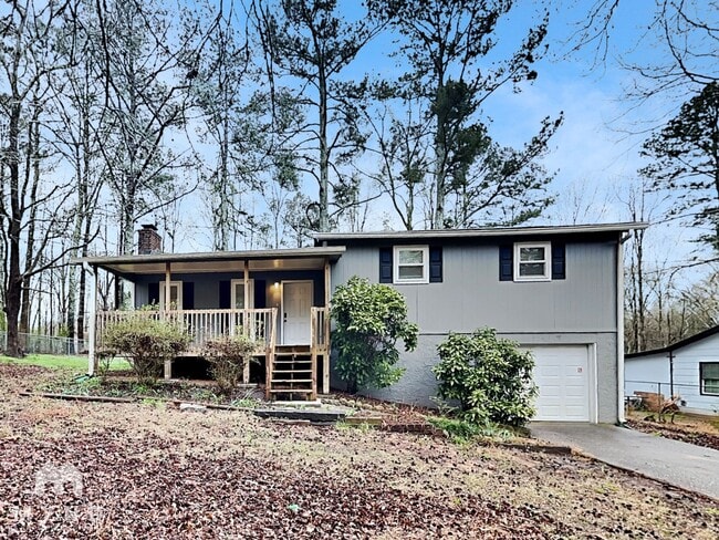 Building Photo - 456 Hardy Way