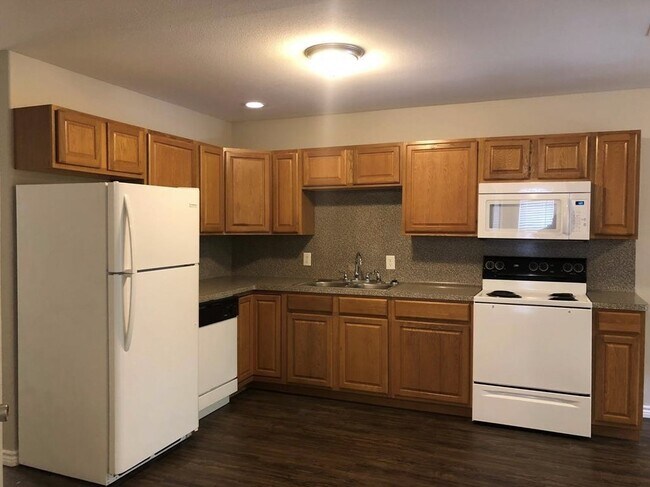 Photo - 212 Gulf Pump Rd Unidad C