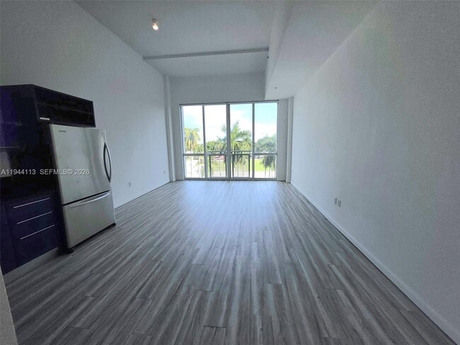 Photo - 244 Biscayne Blvd Unidad 335