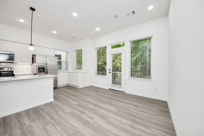 Photo - 5103 Mallow St