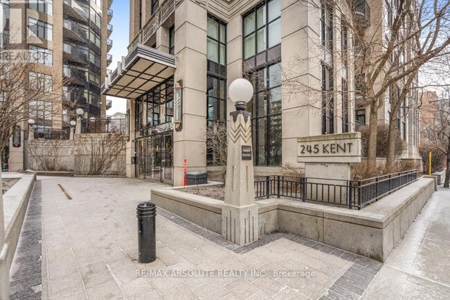 Photo - 245 Kent St Unit 508