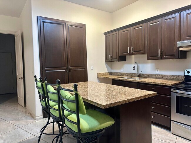 Photo - 2110 Bermuda Dr Unit 16
