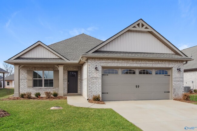 Building Photo - 14705 Greenleaf Dr