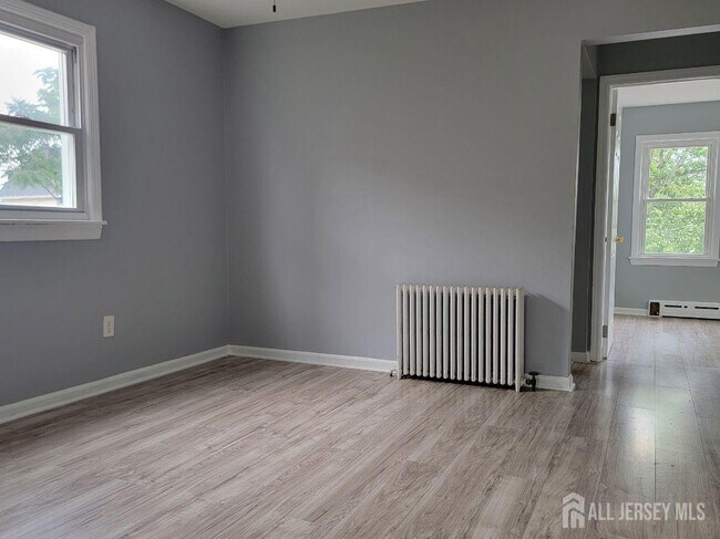 Photo - 159 1st St