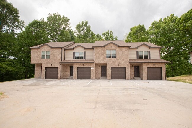 Building Photo - 222 Smithson Ln Unit D
