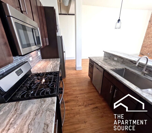 Photo - 1432 W 21st St Unidad 309