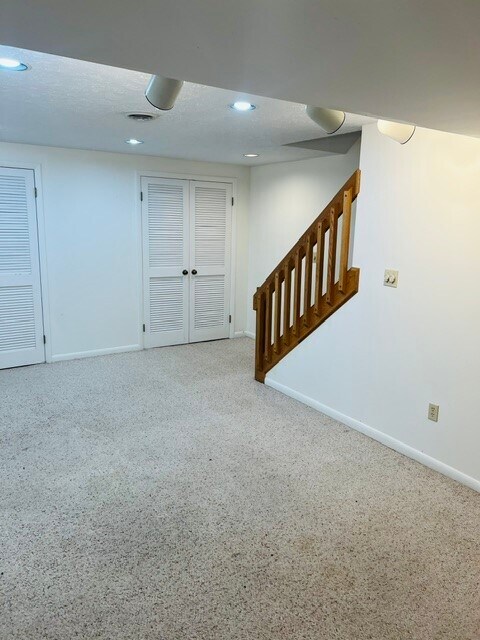 Photo - 205 Lac Kine Dr