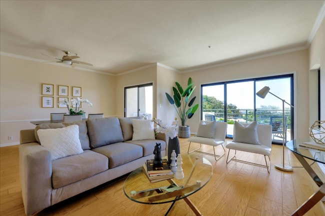 Photo - 430 Portofino Dr Unidad 502