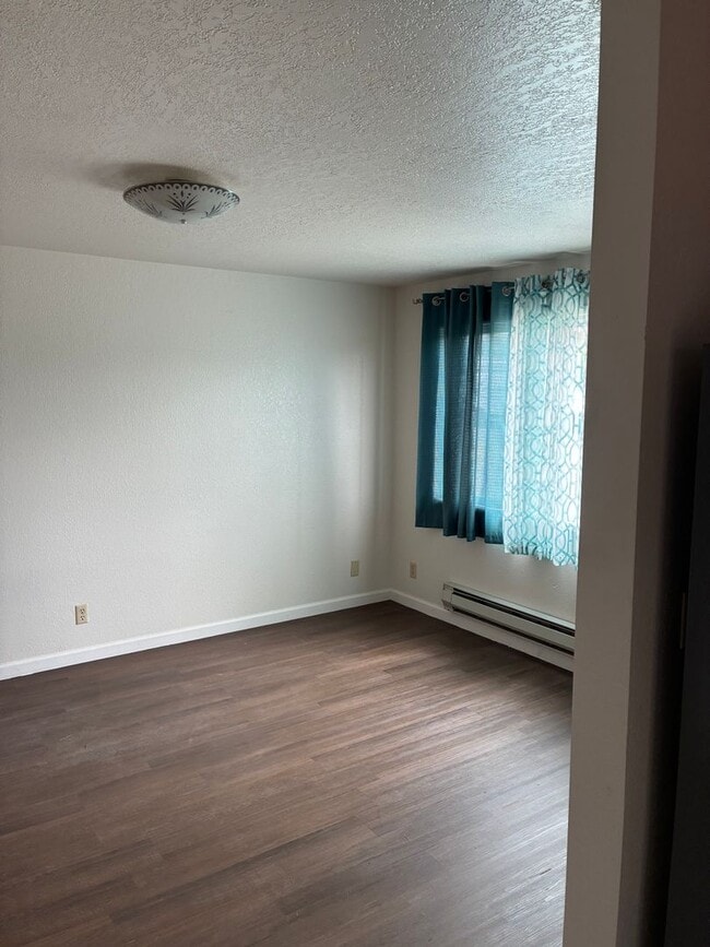 900/910 Blanco Ave