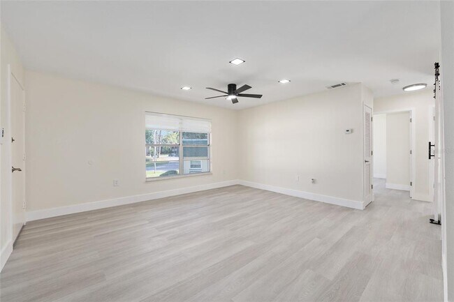 Photo - 1538 SE 25th St Unit F