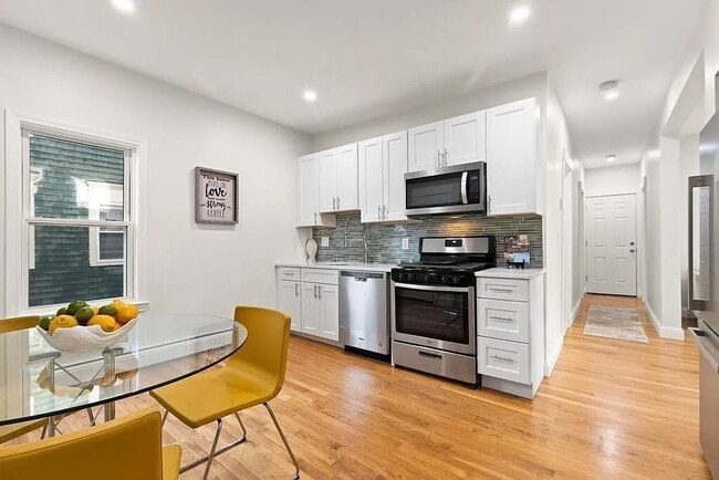 Photo - 101 Brent St Unit 3