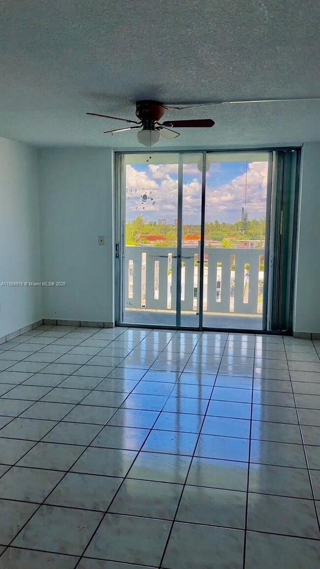 Photo - 7900 Tatum Waterway Dr Unidad 508