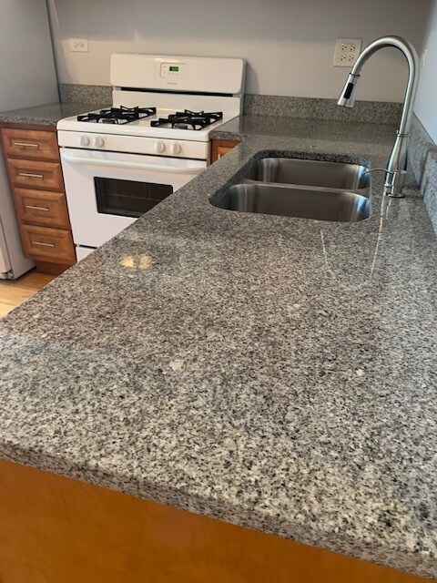 Photo - 2237 W Fullerton Ave Unit 3