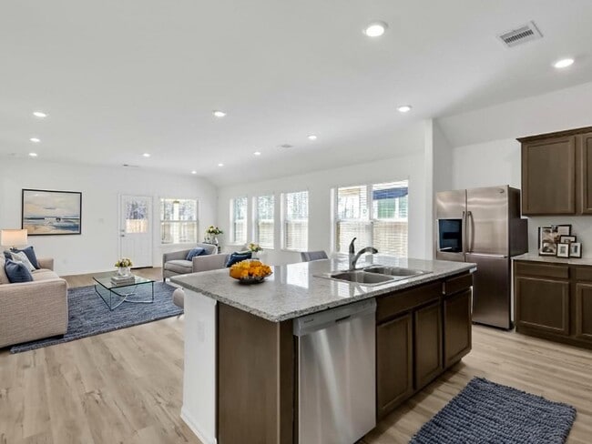 Photo - 3806 Rock Ledge Dr