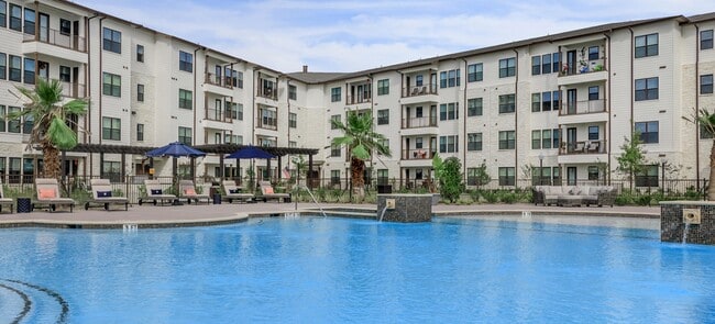 Photo - Ivy Point Richmond