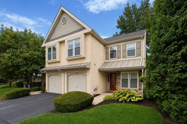 Building Photo - 1604 Cotswald Ct