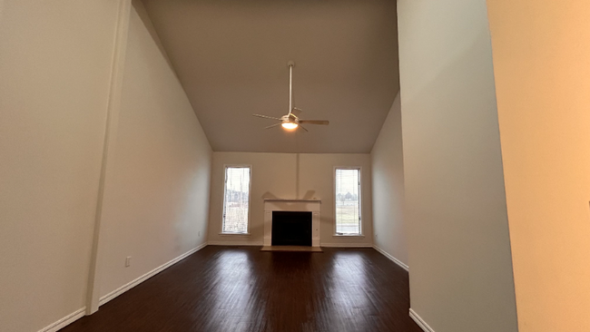 Photo - 1309 W Olrich St Townhome