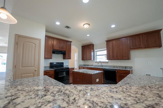 Photo - 1422 Julie St