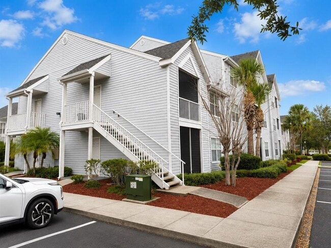 Building Photo - 1218 Bermuda Lakes Ln Unit 201