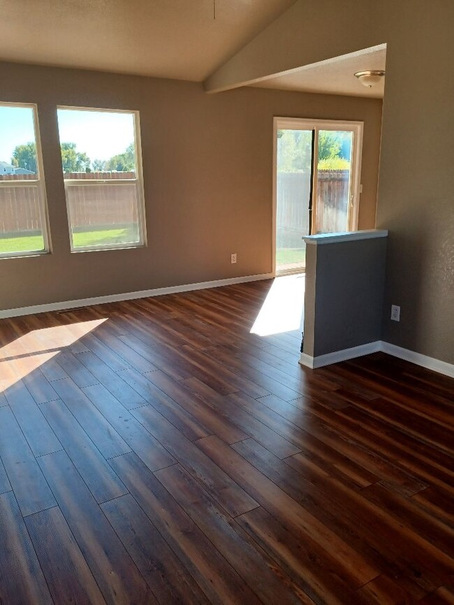 Photo - 3200 Rock Point Ct