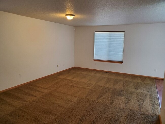 Photo - 3259 McKern Pl