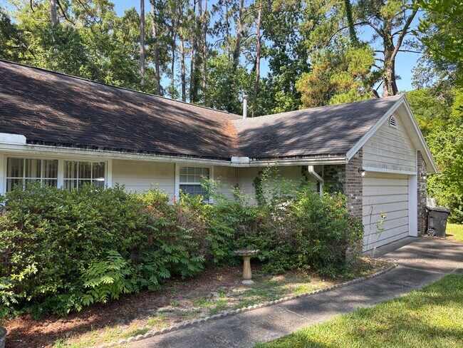 Photo - AVAILABLE FALL 2026!!! BEAUTIFUL 3 BEDROOM HOME