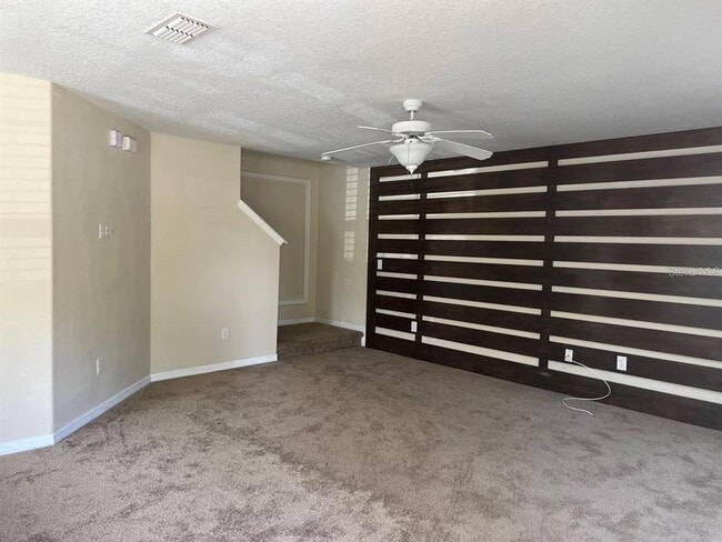 Photo - 106 Carina Cir