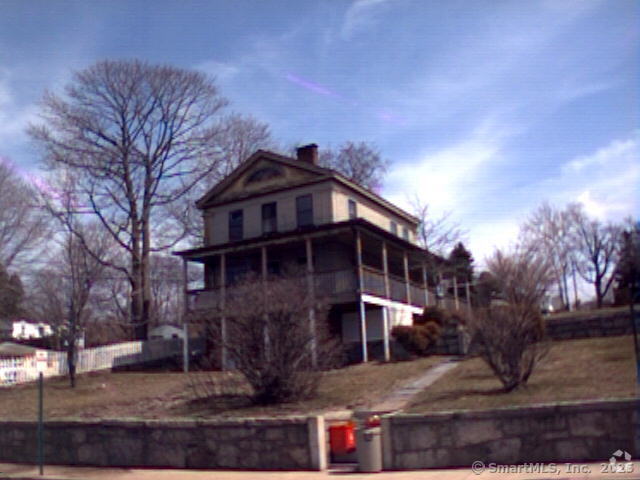 Building Photo - 380 Thames St Rental