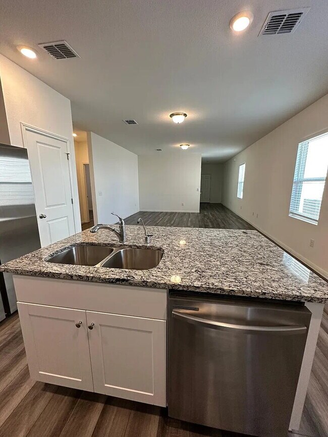 Photo - 114 Aoudad Rd