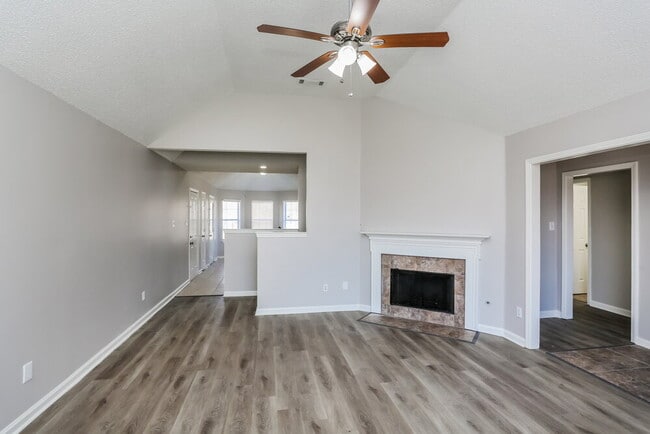Photo - 5912 Chadwell Rd