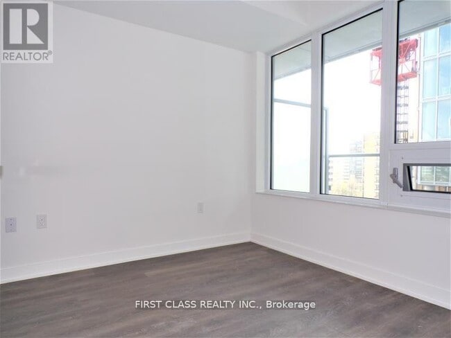 Photo - 99 Broadway Ave Unité 705