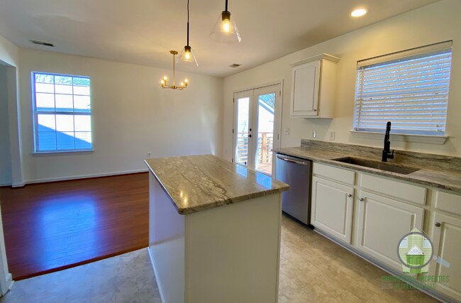 Photo - 17 Hawkesbury Rd