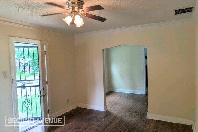 Photo - 2551 Arlington Ave