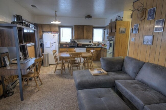 Photo - 1 Bed 1 Bath in Missoula