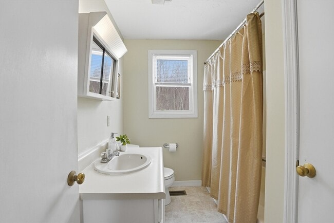 Photo - 20 Bolton St