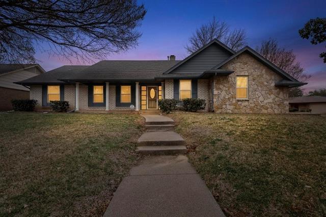 Photo - 2800 Hedgeway Dr