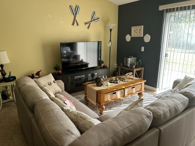 Photo - 112 Red Mill Dr