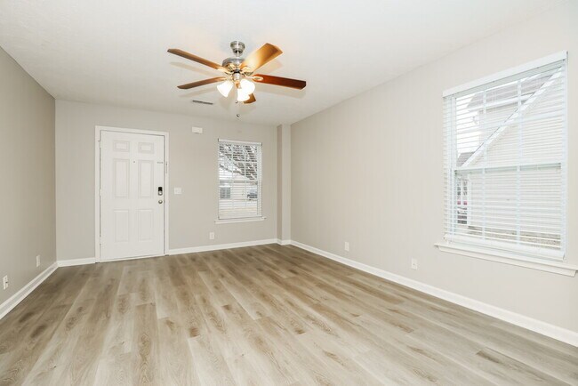 Photo - 1331 Tonya Dr