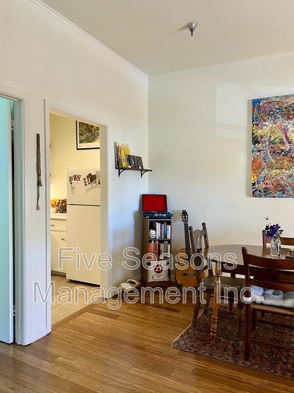 Photo - 194 North St