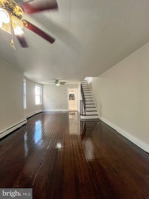 Photo - 1222 Genesee St