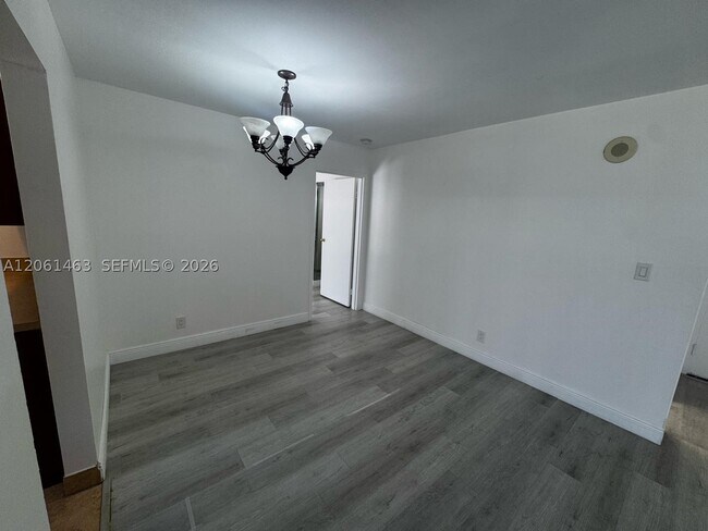 Photo - 17011 N Bay Rd Unit 412