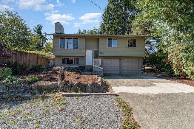 Photo - 9215 Evanston Ave N