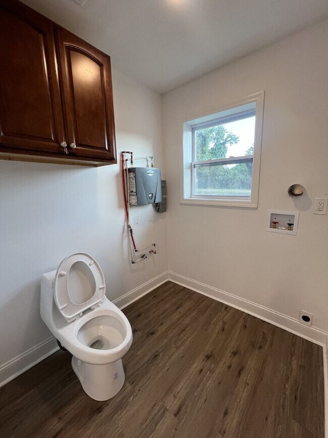 Photo - Charming 3-Bed, 2-Bath Gem on Arlington Ave