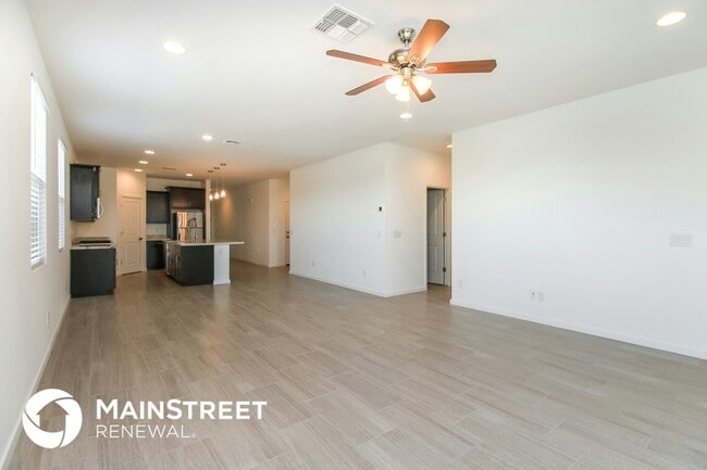 Photo - 4386 Greenleaf Dr