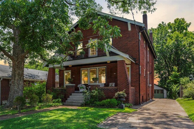 The front of your new home. Your unit is on the right hand side. - 7228 Zephyr Pl Unit A