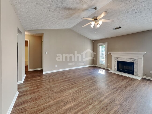 Photo - 1300 Wilkes Crest Dr