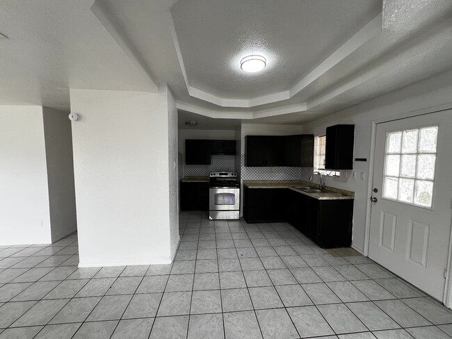 Photo - 5105 Villa Bonita St