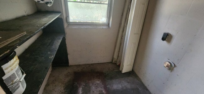 Photo - 3323 Ross Cir