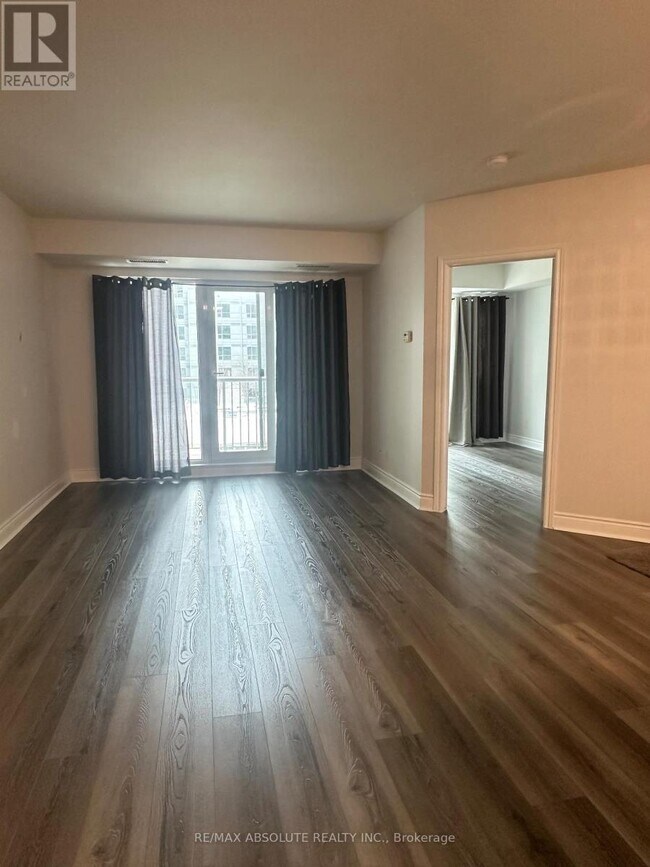 Photo - 234 Rideau St Unit 506